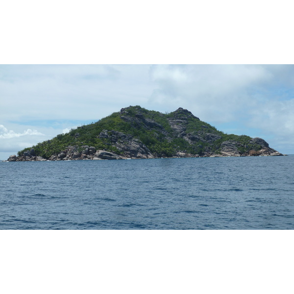 รูปถ่าย เซเชลส์(Seychelles) เกาะปตีตเซอร์(Petite Soeur) 2011-10 11