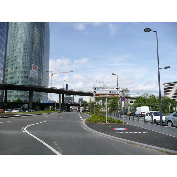 รูปถ่าย ฝรั่งเศส(France) ปารีส(Paris) ลาเดฟ็องส์(La Defense) 2007-05 92