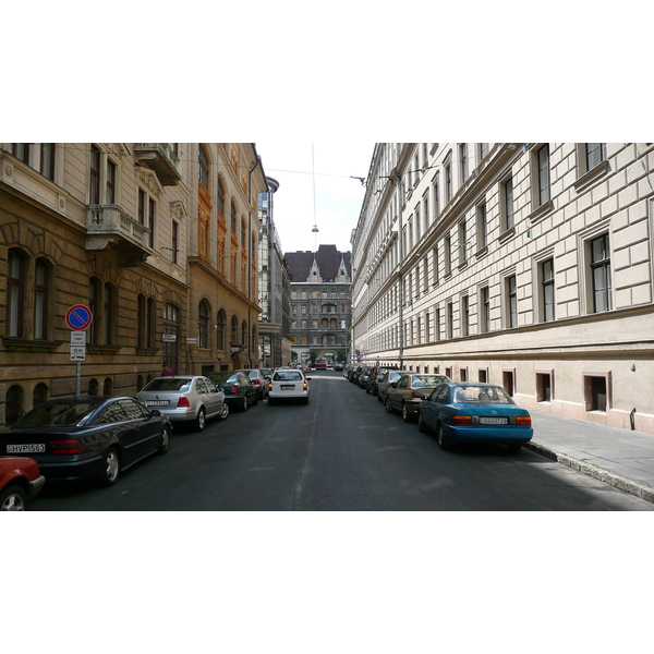รูปถ่าย ฮังการี(Hungary) บูดาเปสต์(Budapest) ใจกลางบูดาเปสต์(Central Budapest) 2007-06 149
