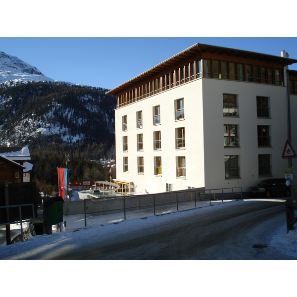 รูปถ่าย สวิสเซอร์แลนด์(Switzerland) ปองเทรซีน่า(Pontresina) 2007-01 47