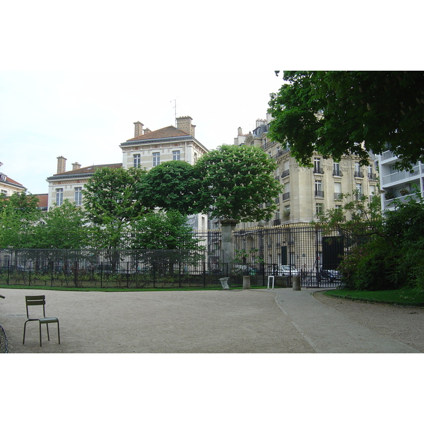 รูปถ่าย ฝรั่งเศส(France) ปารีส(Paris) สวนลักเซมเบิร์ก(Luxembourg Garden) 2007-04 25