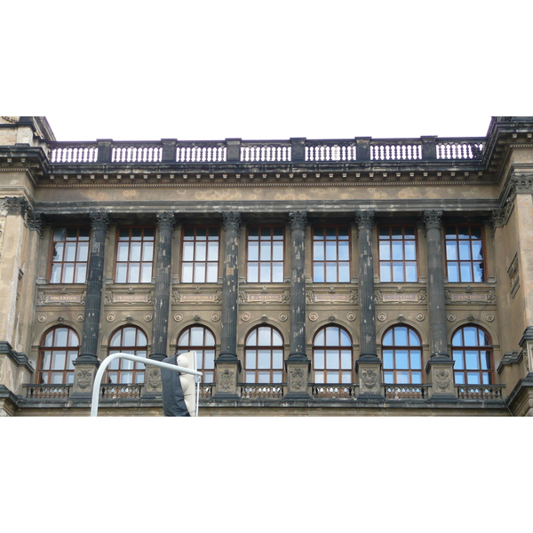 รูปถ่าย สาธารณรัฐเช็ก(Czech Republic) ปราก(Prague) จัตุรัสเวนเซสลาส(Vaclavske namesti) 2007-07 44