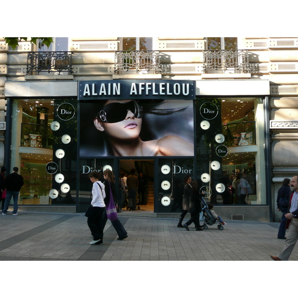 รูปถ่าย ฝรั่งเศส(France) ปารีส(Paris) ช็องเซลีเซ(Champs Elysees) 2007-04 14