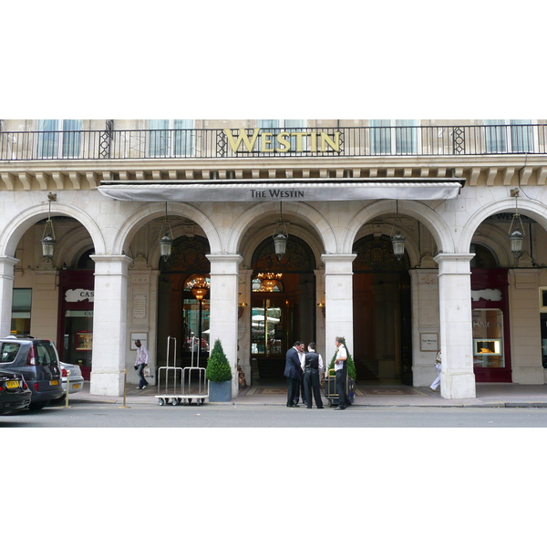 รูปถ่าย ฝรั่งเศส(France) ปารีส(Paris) จัตุรัสว็องโดม(Place Vendome) 2007-07 16