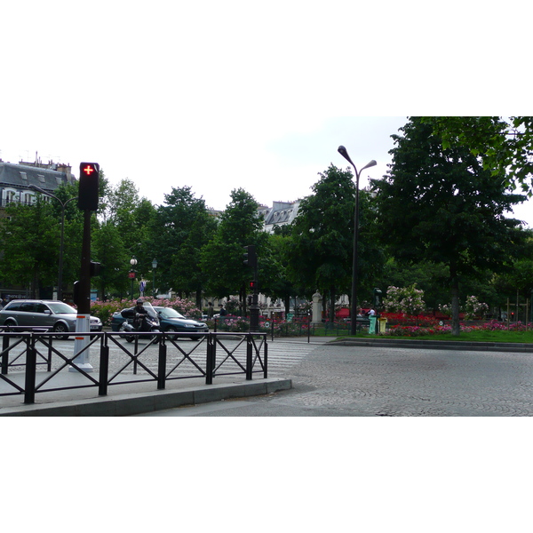 รูปถ่าย ฝรั่งเศส(France) ปารีส(Paris) คุ้มที่ 17 (17th Arrondissement) จัตุรัสแปแรร์(Place Pereire) 2007-05 20