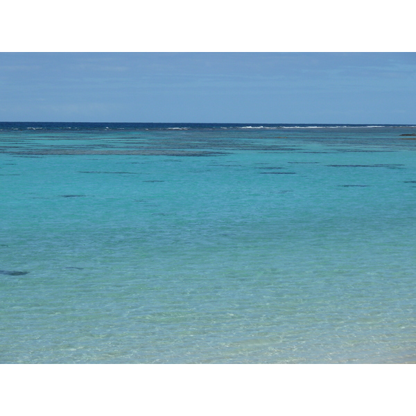 รูปถ่าย นิวแคลิโดเนีย(New Caledonia) เกาะลีฟู(Lifou) หมู่บ้านมู(Mu) 2010-05 25
