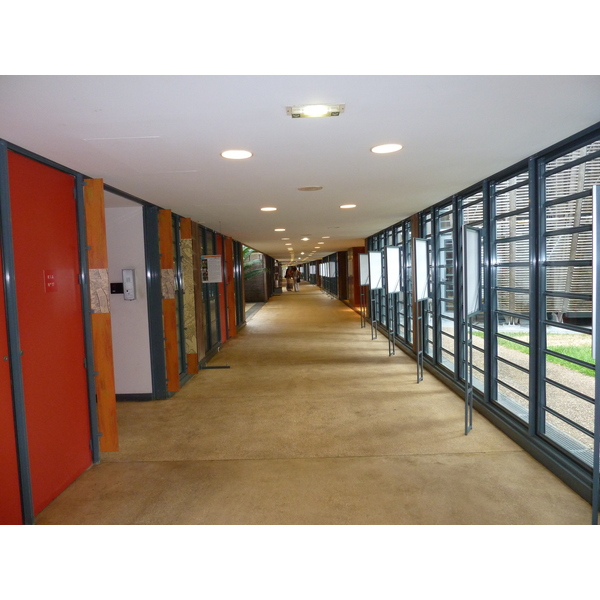รูปถ่าย นิวแคลิโดเนีย(New Caledonia) ศูนย์วัฒนธรรมฌีบาอู(Tjibaou Cultural Centre) 2010-05 26