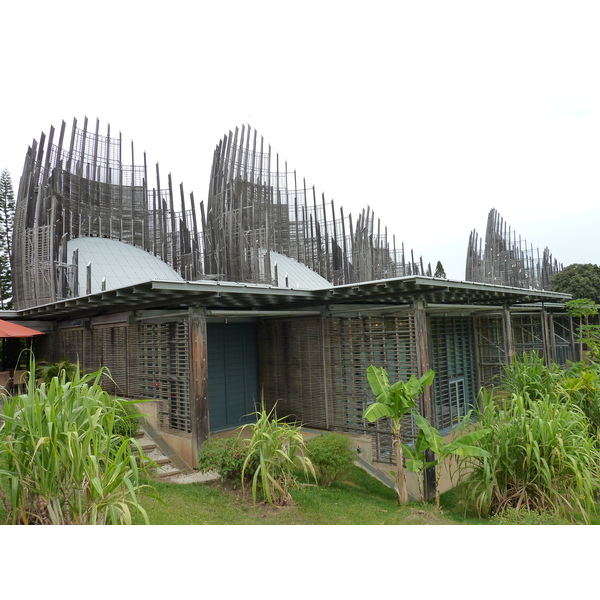 รูปถ่าย นิวแคลิโดเนีย(New Caledonia) ศูนย์วัฒนธรรมฌีบาอู(Tjibaou Cultural Centre) 2010-05 19