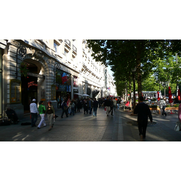 รูปถ่าย ฝรั่งเศส(France) ปารีส(Paris) ช็องเซลีเซ(Champs Elysees) 2007-04 143