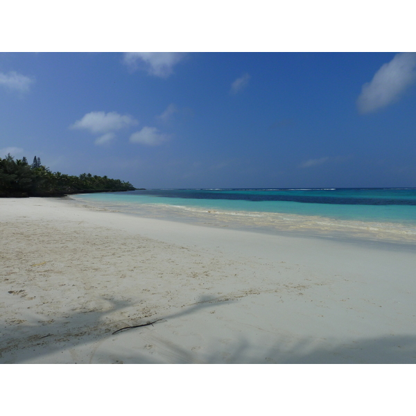 รูปถ่าย นิวแคลิโดเนีย(New Caledonia) เกาะลีฟู(Lifou) ลูเอซิลลา(Luecilla) 2010-05 12