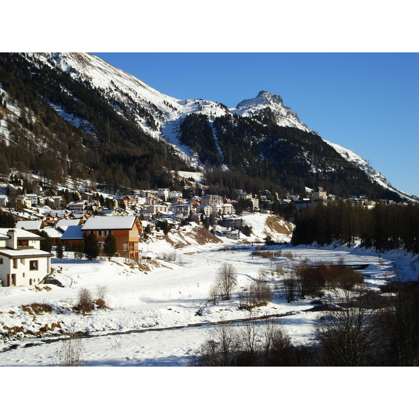 รูปถ่าย สวิสเซอร์แลนด์(Switzerland) ปองเทรซีน่า(Pontresina) 2007-01 85