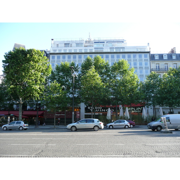 รูปถ่าย ฝรั่งเศส(France) ปารีส(Paris) ช็องเซลีเซ(Champs Elysees) 2007-04 6