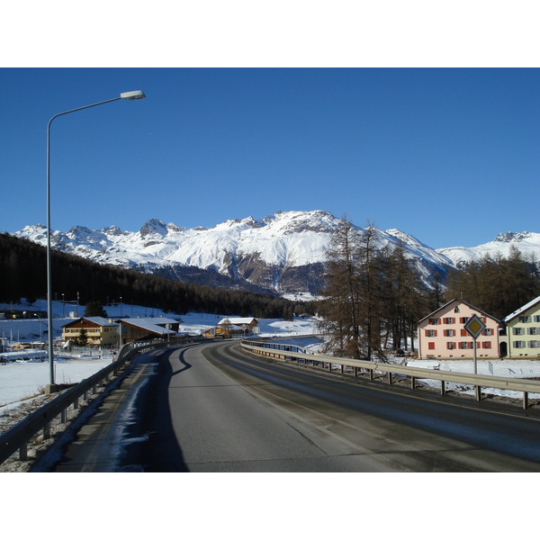 รูปถ่าย สวิสเซอร์แลนด์(Switzerland) ปองเทรซีน่า(Pontresina) 2007-01 74