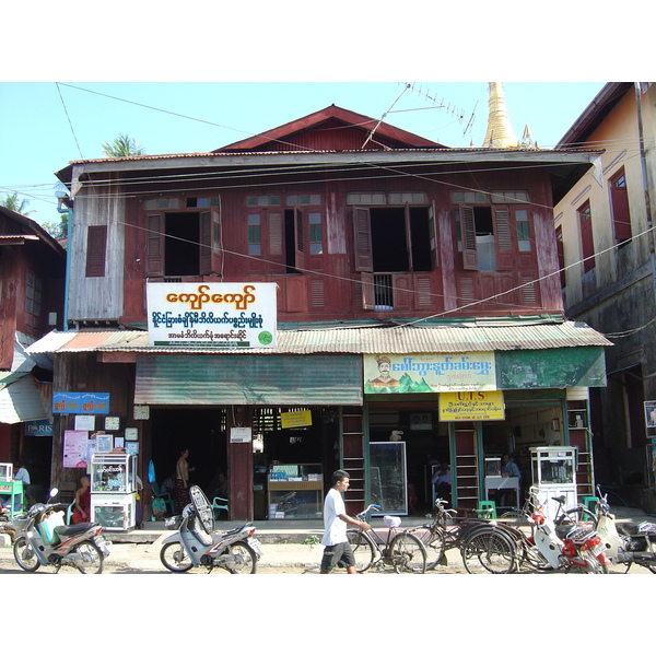 รูปถ่าย พม่า(Myanmar) มะริด(Myeik (Mergui)) 2005-01 37