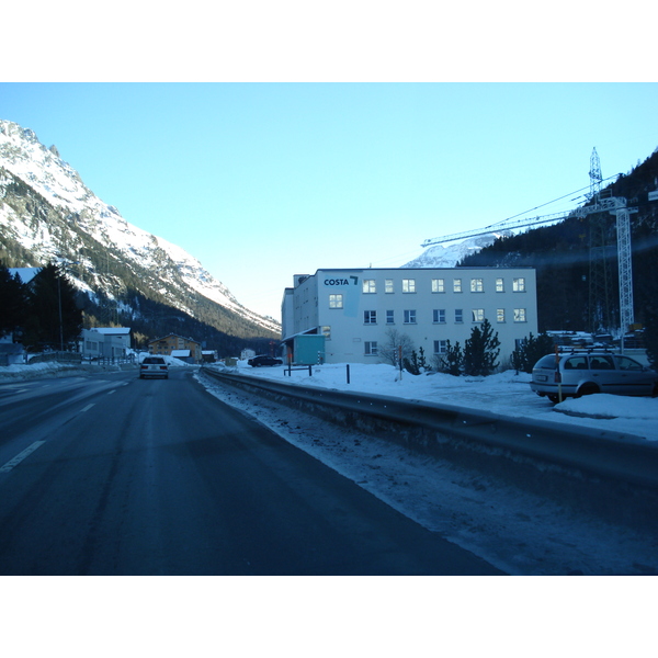 รูปถ่าย สวิสเซอร์แลนด์(Switzerland) จากปอนเตรซีนาไปลาโกเบียนโก(From Pontresina to Lago Bianco) 2007-01 34