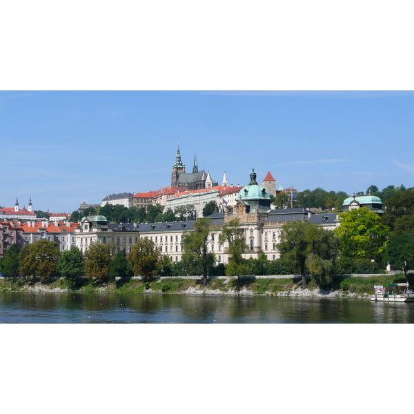 รูปถ่าย สาธารณรัฐเช็ก(Czech Republic) ปราก(Prague) แม่น้ำวัลตาวา(Vltava river) 2007-07 0