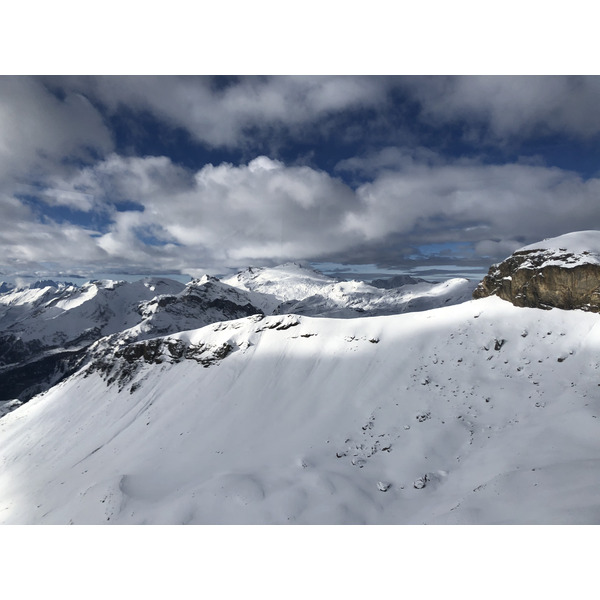 รูปถ่าย สวิสเซอร์แลนด์(Switzerland) ครองส์-มงตานา(Crans Montana) 2020-12 616