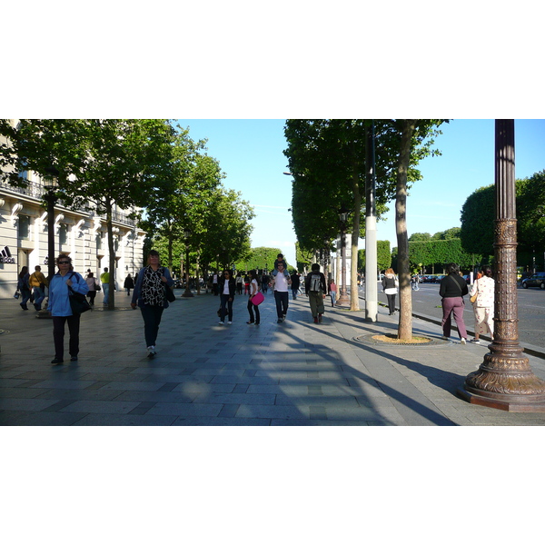 รูปถ่าย ฝรั่งเศส(France) ปารีส(Paris) ช็องเซลีเซ(Champs Elysees) 2007-04 92