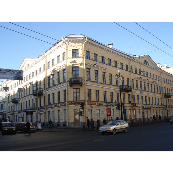 รูปถ่าย รัสเซีย(Russia) เซนต์ปีเตอร์สเบิร์ก(St Petersburg) ถนนเนฟสกี(Nevsky Prospect) 2006-03 59