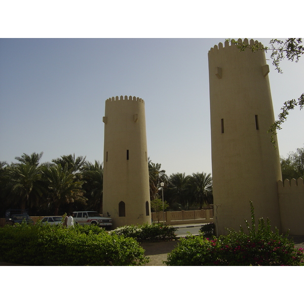 รูปถ่าย สหรัฐอาหรับเอมิเรตส์(United Arab Emirates) อาเลอิน(Al Ain) 2005-03 69