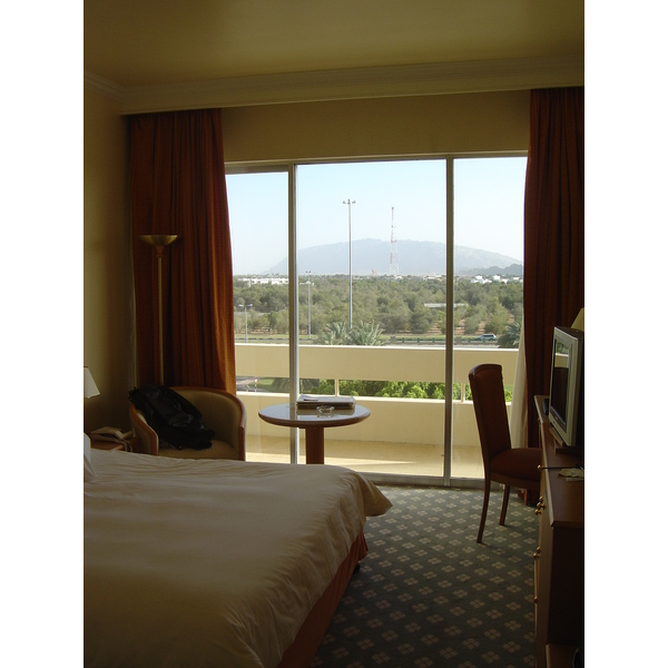 รูปถ่าย สหรัฐอาหรับเอมิเรตส์(United Arab Emirates) อาเลอิน(Al Ain) โรงแรมฮิลตัน(Hilton Hotel) 2005-03 9