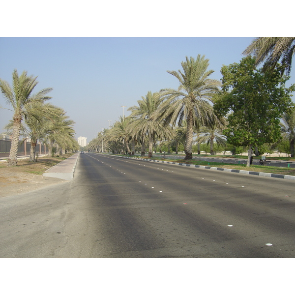 รูปถ่าย สหรัฐอาหรับเอมิเรตส์(United Arab Emirates) อาบูดาบี(Abu Dhabi) 2005-09 10