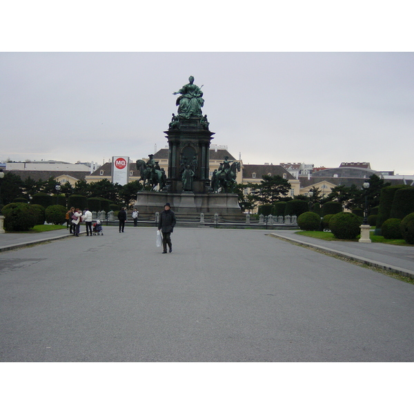 รูปถ่าย ออสเตรีย(Austria) เวียนนา(Vienna) 2001-11 126