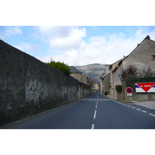 รูปถ่าย ฝรั่งเศส(France) เทือกเขาเซแวน(Cevennes Mountains) ถนนจากโกกูแรสไปฟลอรัก(Cocures to Florac road) 2008-04 18
