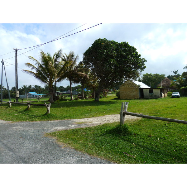 รูปถ่าย นิวแคลิโดเนีย(New Caledonia) เกาะลีฟู(Lifou) ลูเอซิลลา(Luecilla) 2010-05 34