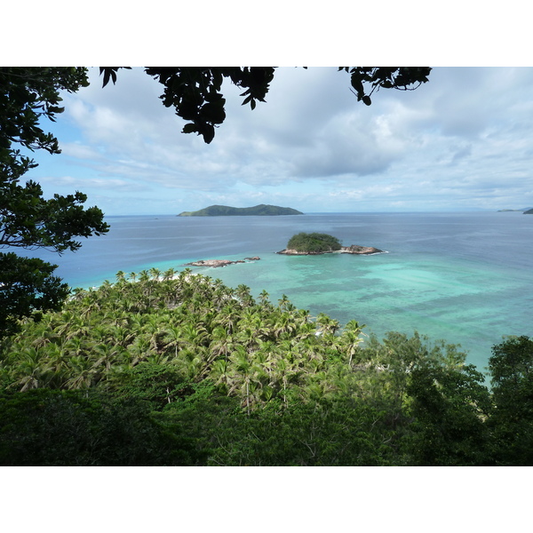 รูปถ่าย ฟิจิ(Fiji) เกาะแคสต์อะเวย์(Castaway Island) 2010-05 30