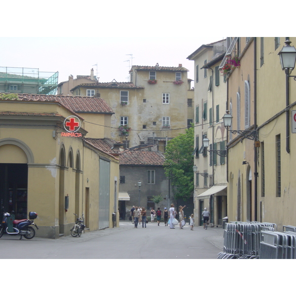 รูปถ่าย อิตาลี(Italy) ลุคคา(Lucca) 2002-07 13
