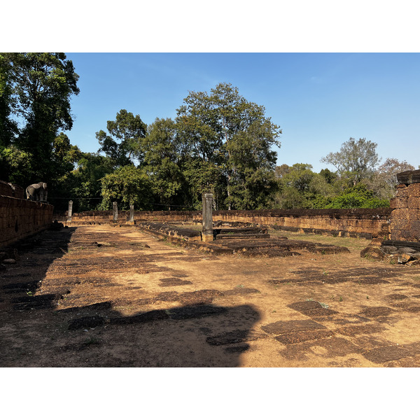 รูปถ่าย กัมพูชา(Cambodia) เสียมราฐ(Siem Reap) ปราสาทแม่บุญตะวันออก(Eastern Mebon) 2023-01 28