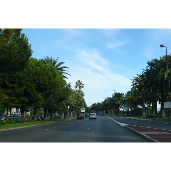 รูปถ่าย ฝรั่งเศส(France) เฟรนช์ริวิเอรา(French Riviera) ถนนจากคาญ-ซูร์-แมร์ไปนีซ(Cagnes sur Mer to Nice road) 2007-10 34