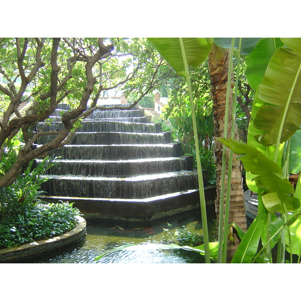 รูปถ่าย ไทย(Thailand) กรุงเทพมหานคร(Bangkok) โรงแรมดุสิตธานี(Dusit Tani Hotel) 2005-12 20