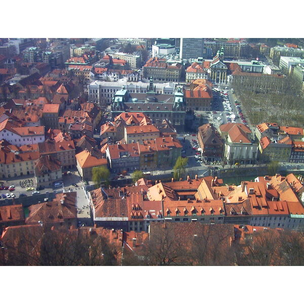 รูปถ่าย สโลวีเนีย(Slovenia) ลีอูบลีอานา(Ljubljana) 2000-03 13