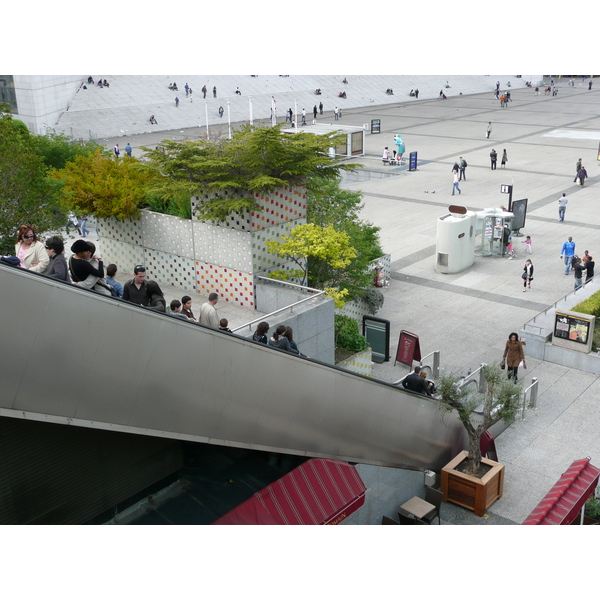 รูปถ่าย ฝรั่งเศส(France) ปารีส(Paris) ลาเดฟ็องส์(La Defense) 2007-05 215