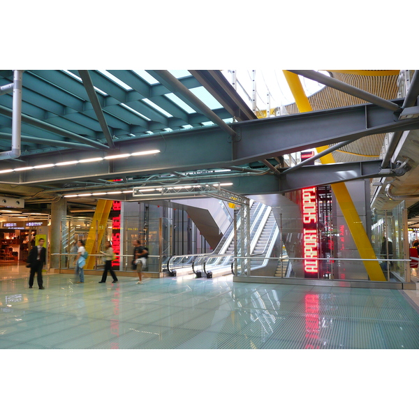 รูปถ่าย สเปน(Spain) มาดริค(Madrid) ท่าอากาศยานบาราคัส(Barajas Airport) 2007-09 29