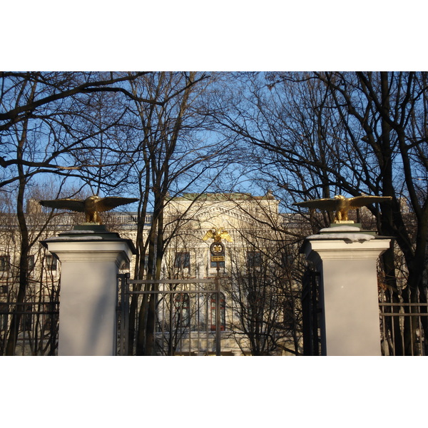รูปถ่าย รัสเซีย(Russia) เซนต์ปีเตอร์สเบิร์ก(St Petersburg) ถนนเนฟสกี(Nevsky Prospect) 2006-03 0