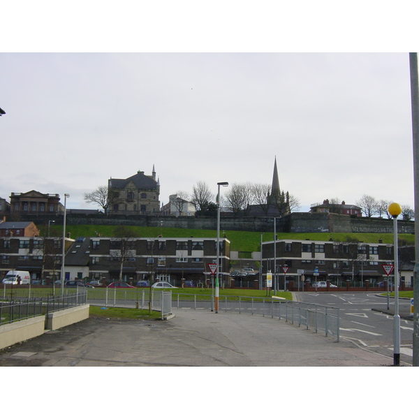 รูปถ่าย ไอร์แลนด์เหนือ(North Ireland) เดอร์รีย์(Derry) 2001-02 1