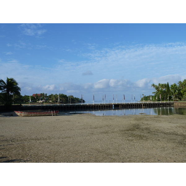 รูปถ่าย ฟิจิ(Fiji) ถนนจากนาดีไปซิงกาโตกา(Nadi to Sigatoka road) 2010-05 8