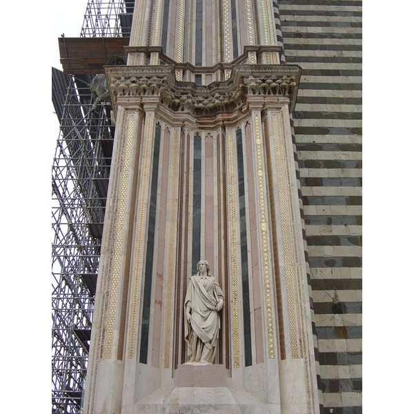 รูปถ่าย อิตาลี(Italy) ออร์วิเอโต้(Orvieto) 2004-03 26