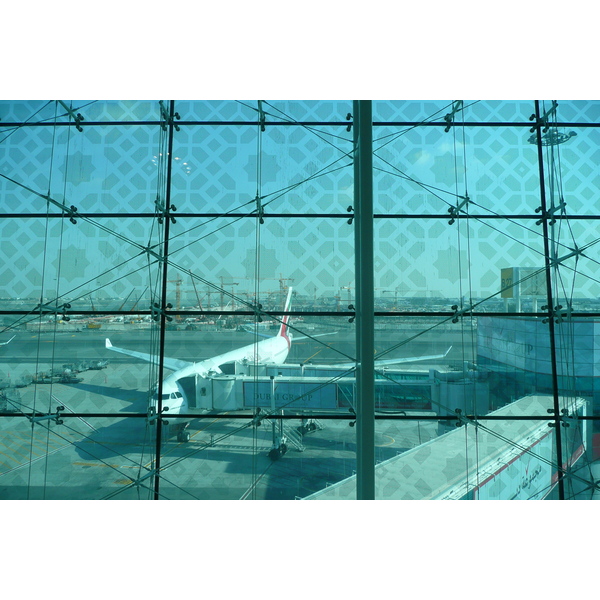 รูปถ่าย สหรัฐอาหรับเอมิเรตส์(United Arab Emirates) ดูไบ(Dubai) สนามบินดูไบ(Dubai International Airport) 2009-01 9