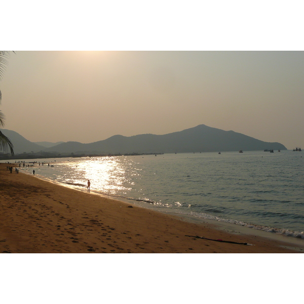 รูปถ่าย ไทย(Thailand) ชลบุรี(Chonburi) บางเสร่(Bang Saray) 2008-01 20