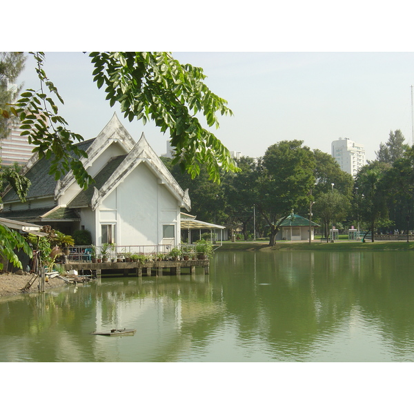 รูปถ่าย ไทย(Thailand) กรุงเทพมหานคร(Bangkok) สวนลุมพินี(Lumpini Park) 2005-12 14