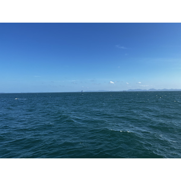 รูปถ่าย ไทย(Thailand) เรือเฟอร์รีจากภูเก็ตไปเกาะพีพี(Phuket to Ko Phi Phi Ferry) 2021-12 92
