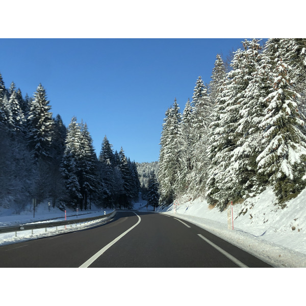 รูปถ่าย สวิสเซอร์แลนด์(Switzerland) ครองส์-มงตานา(Crans Montana) 2020-12 10