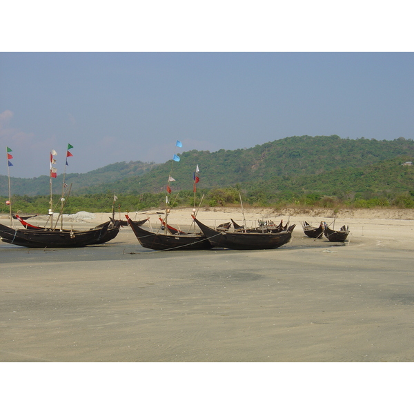 รูปถ่าย พม่า(Myanmar) หาดหม่องมะกัน(Maungmagan beach) 2005-01 10