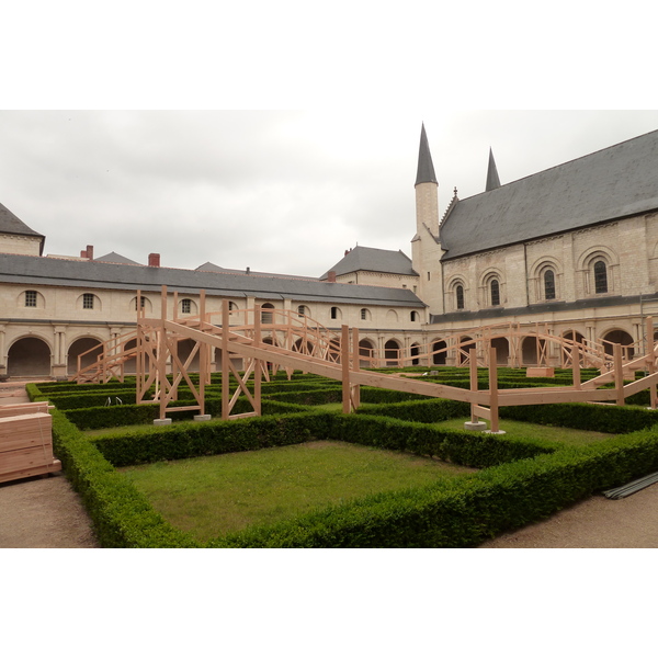 รูปถ่าย ฝรั่งเศส(France) ฟงเตอโวร์(Fontevraud) 2011-05 33