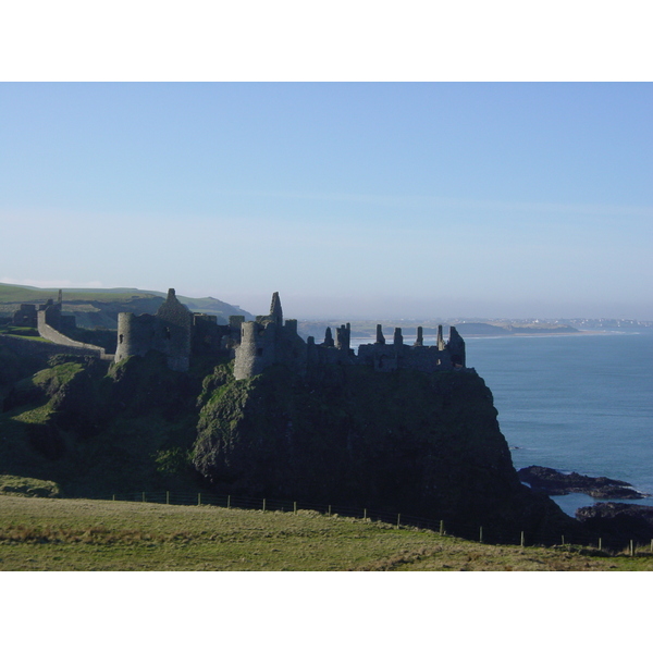 รูปถ่าย ไอร์แลนด์เหนือ(North Ireland) ชายฝั่งแอนทริม(Antrim coast) 2001-02 7