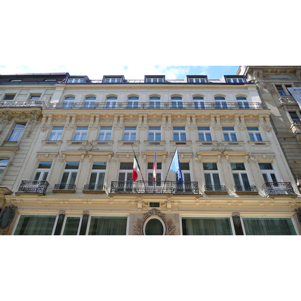 รูปถ่าย สาธารณรัฐเช็ก(Czech Republic) ปราก(Prague) 28 ริจ์นา(28 Rijna) 2007-07 10